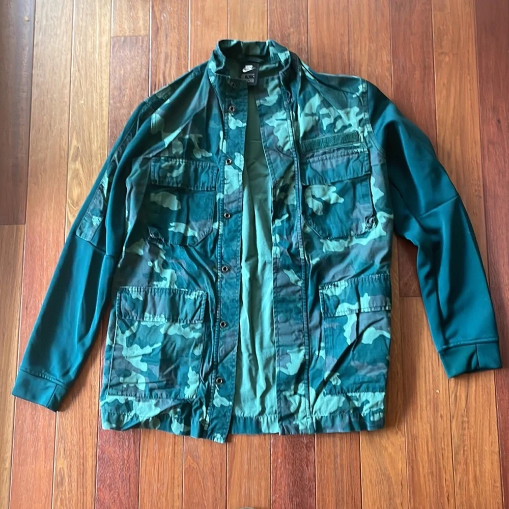 Nike NSW green camp military sports suit - Picture 2 of 13